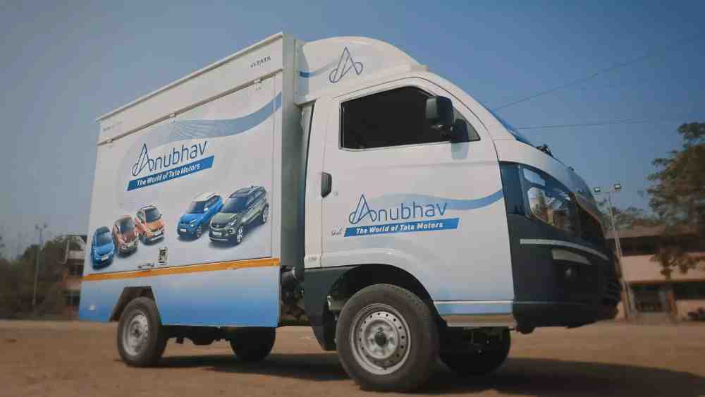 Tata Motors Launches 'Arubhav' Mobile Showrooms!
